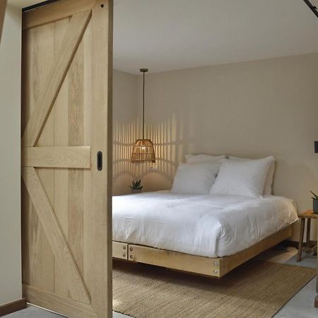 بورين Van Heeckeren Apartments & Suites Buren المظهر الخارجي الصورة