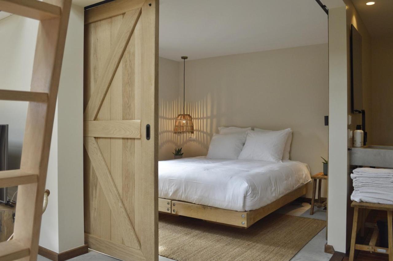بورين Van Heeckeren Apartments & Suites Buren المظهر الخارجي الصورة